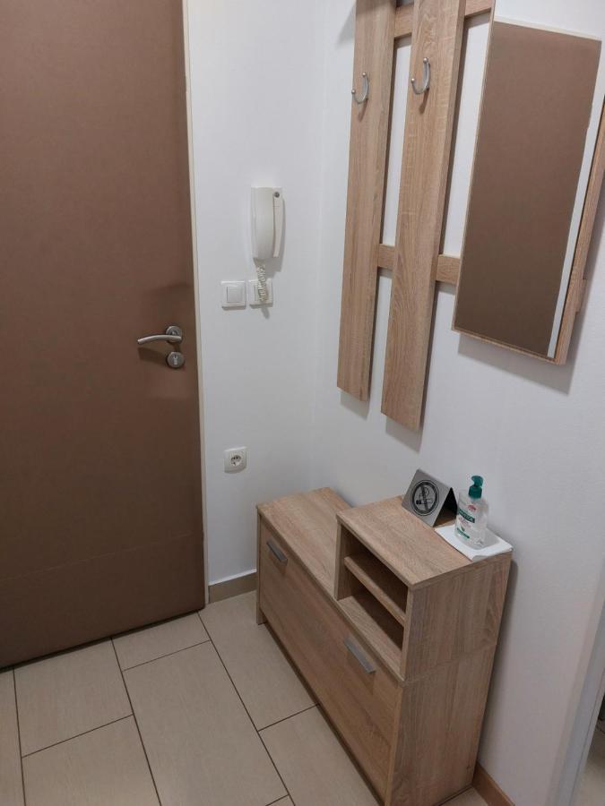 צליה Apartments Alexandra מראה חיצוני תמונה